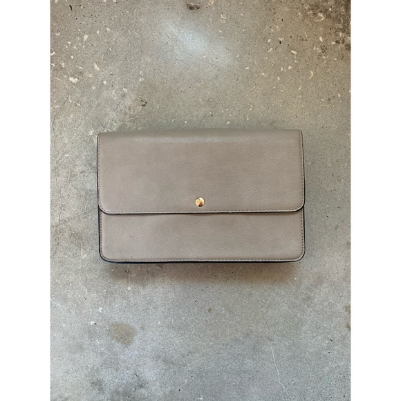 Forever 21 cream faux leather shoulder bag - Picture 2 of 3